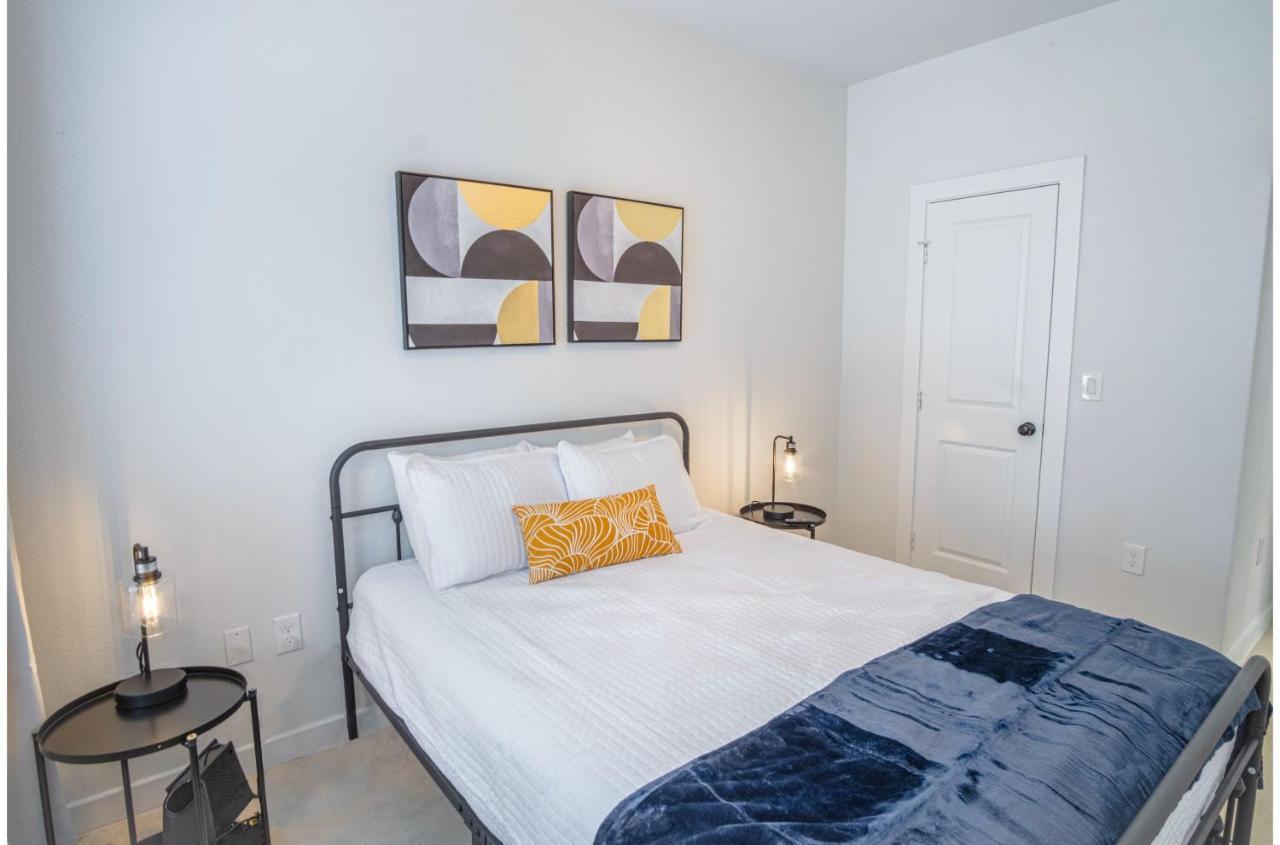Brand New Stylish 3Br2Ba Near Exciting Downtown Apartment San Antonio Exterior photo